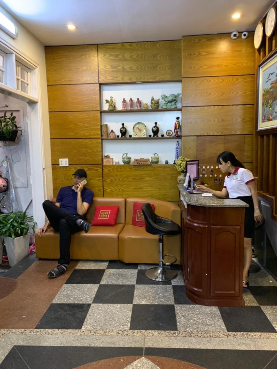 Hoang Trieu Hotel Hué Eksteriør billede